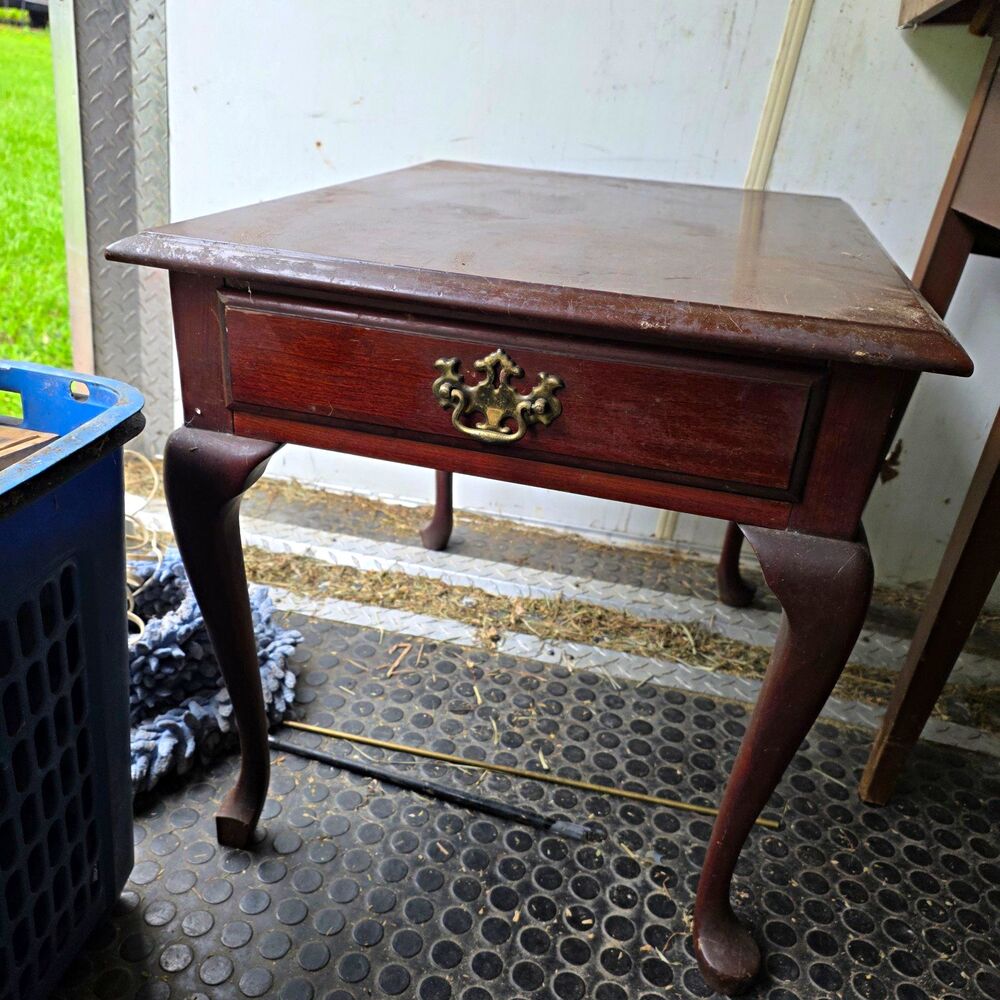 Pennsylvania House Dark Wood 1-Drawer End/Side Table, Brass Bail Pull